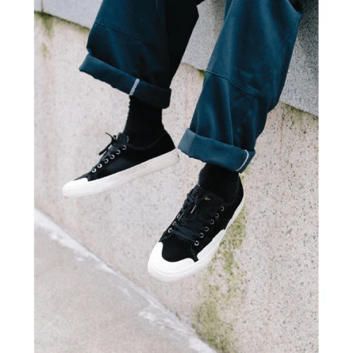 Globe Surplus Skate Shoe - Black/Cream/Montano - Image 4