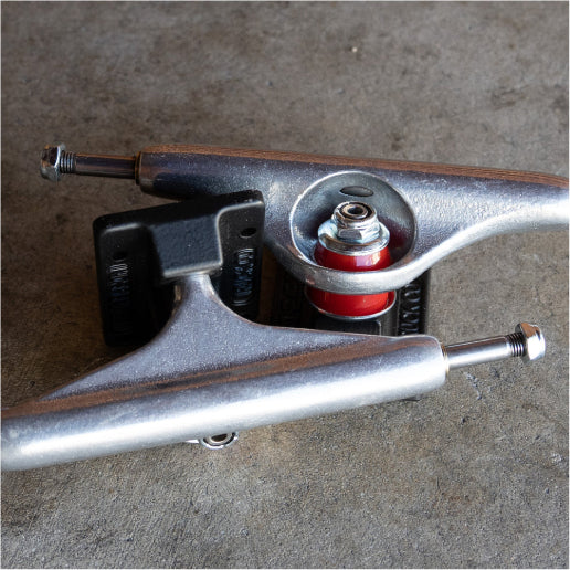 Independent Stage 11 Hollow Silver/Anodized Black Trucks (Set of 2) - Image 5