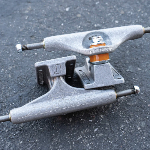 Independent Stage 11 Justin Henry Steel Grey Spiderweb Standard Trucks (Set of 2) - Image 5