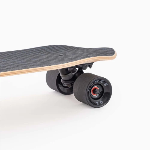 Landyachtz Dinghy Classic Fender Midnight Dip Complete 28.5" - Image 7