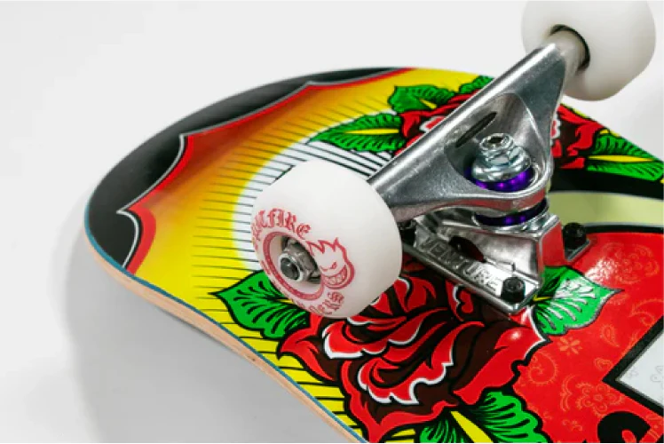 Real DLX Rose Oval Complete Skateboard 8.25" - Image 2